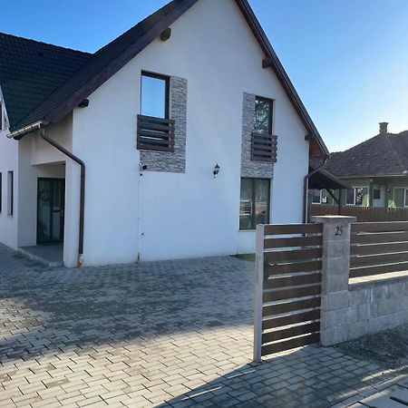 Fenyo Apartman House I Odorheiu Secuiesc Εξωτερικό φωτογραφία