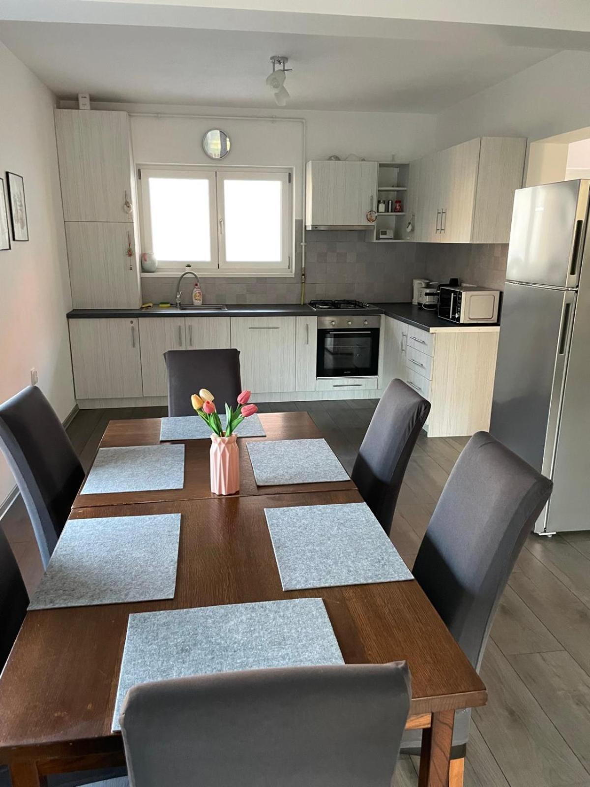 Fenyo Apartman House I Odorheiu Secuiesc Εξωτερικό φωτογραφία